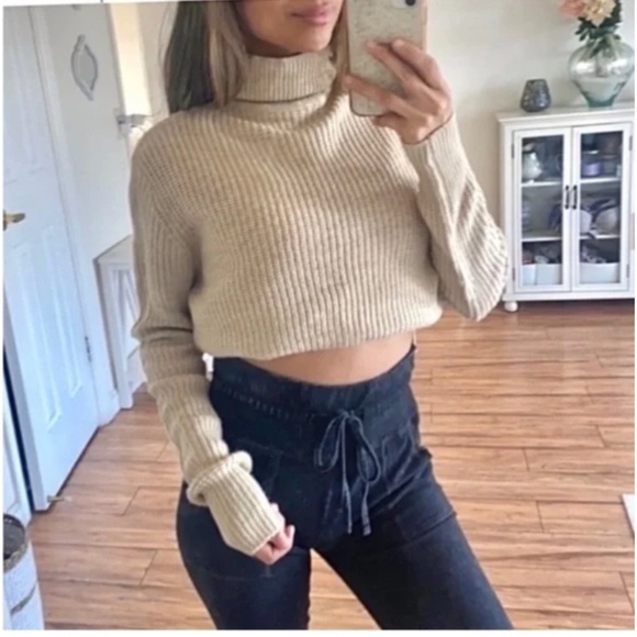 🪞 NWT high neck cozy long sleeve knit sweater women’s size small - Picture 2 of 4